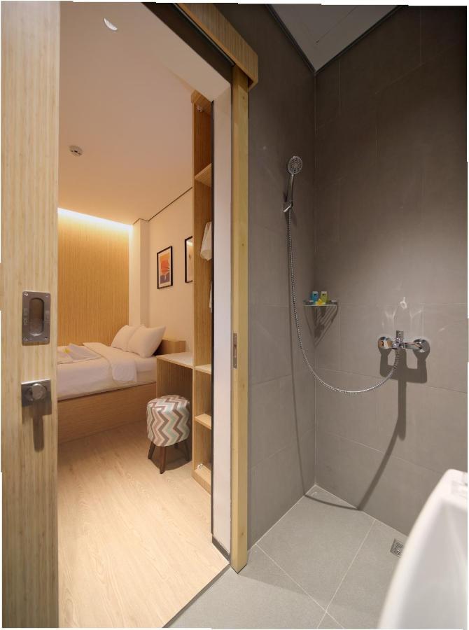Hotel Cool Living Giacarta Esterno foto