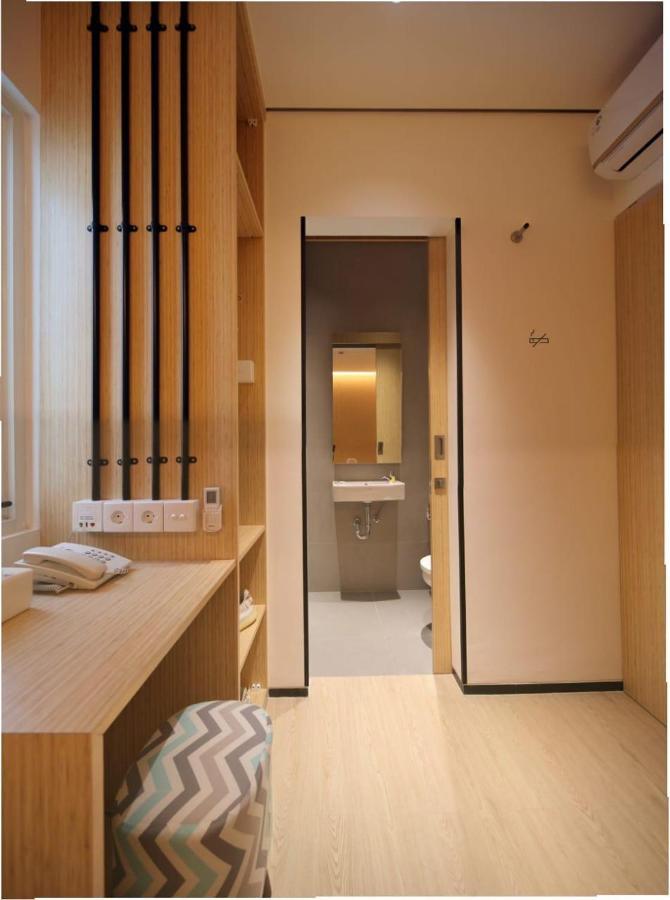 Hotel Cool Living Giacarta Esterno foto